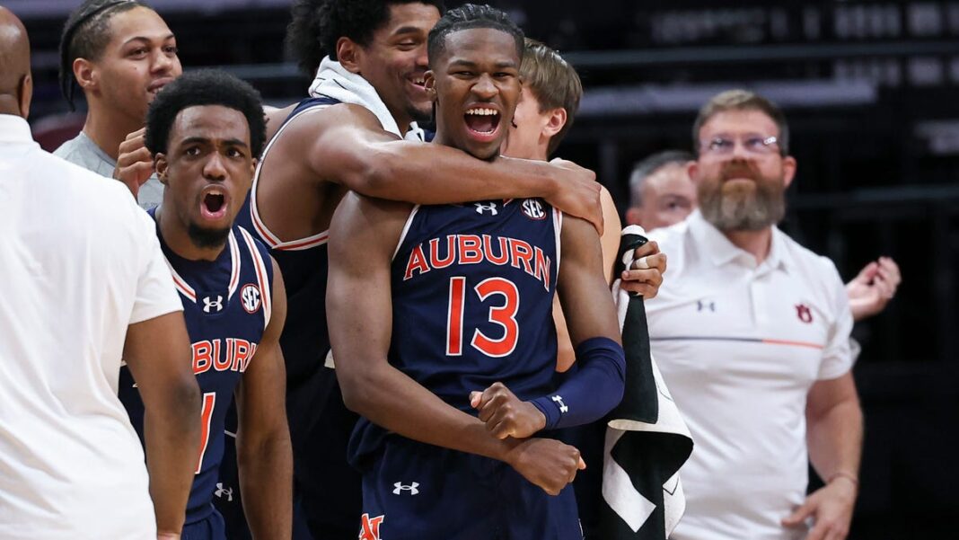 Auburn surges, while Kansas remains No. 1 in the YSL News Sports men’s basketball poll