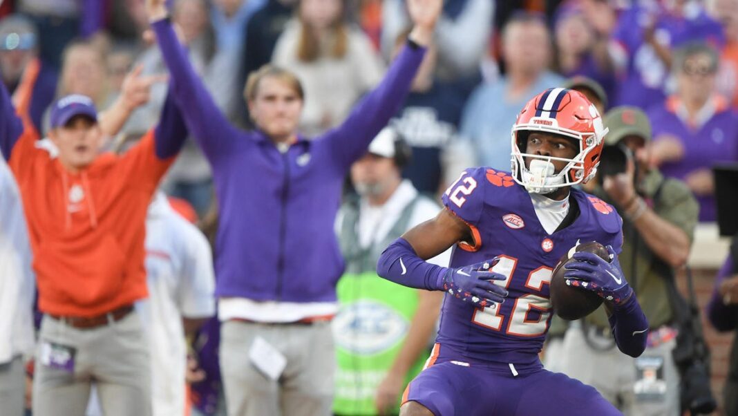 College Football Playoff rankings grades, snubs: Clemson among teams positioned too high