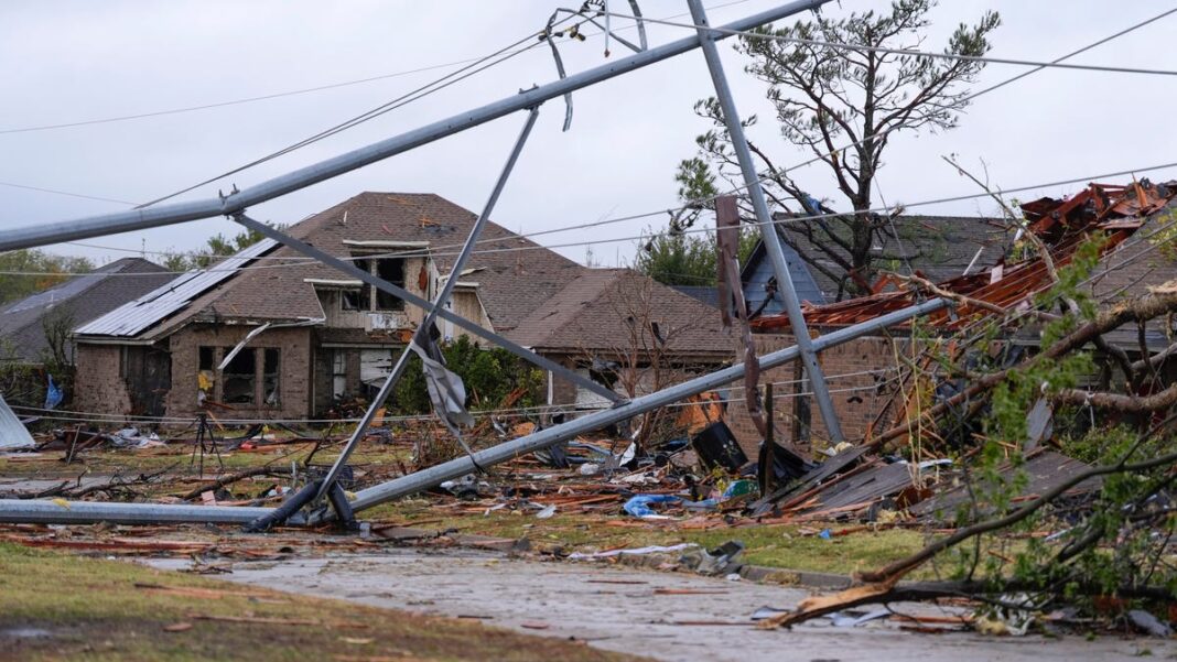 Tornado threats remain in Oklahoma after 11 injured, homes damaged in weekend storms