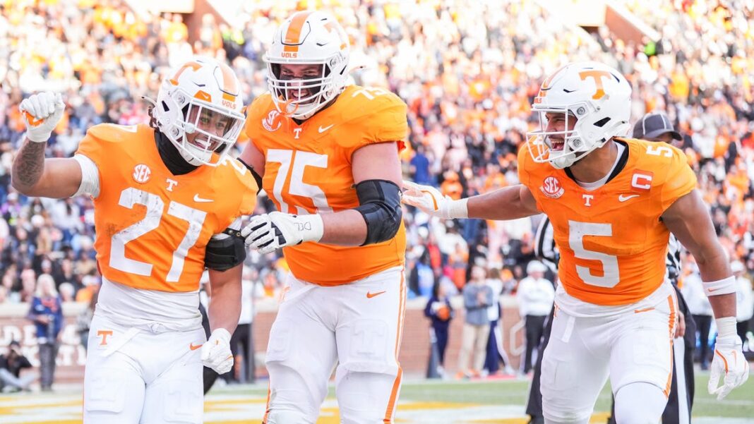 Tennessee rising in College Football Playoff bracket projection