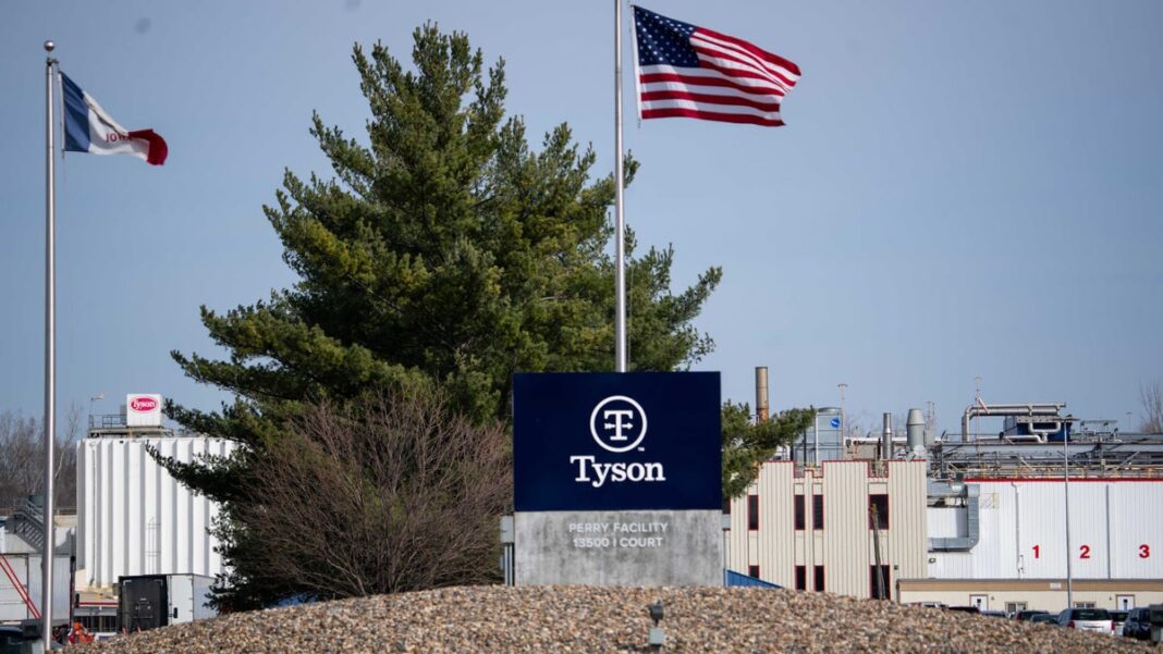 Tyson Foods closing processing plant in Kansas after other recent facility closures