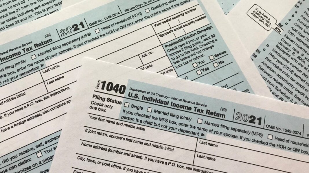 New York tax preparer ‘the Magician’ pleads guilty to filing thousands of false reports