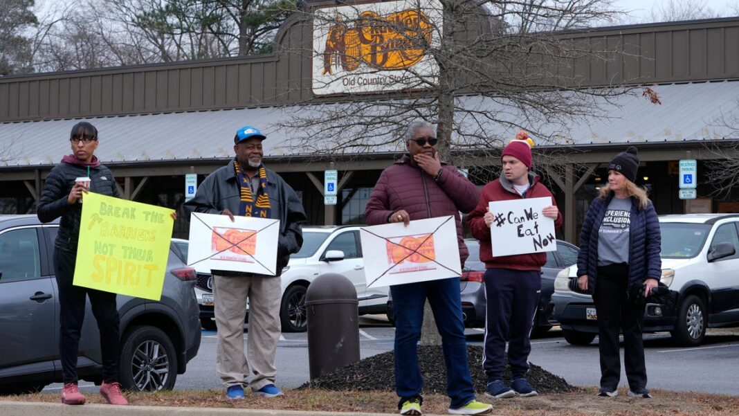 ‘Can we eat now?’: Protest of Cracker Barrel after special needs students denied service