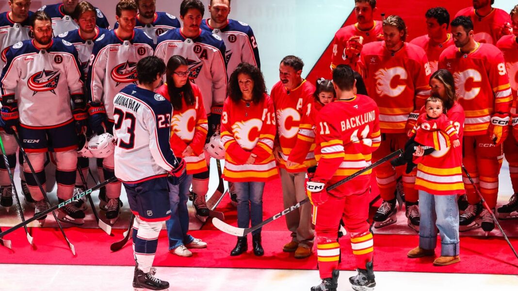 Flames, Blue Jackets honor memory of Johnny Gaudreau with pregame ceremony