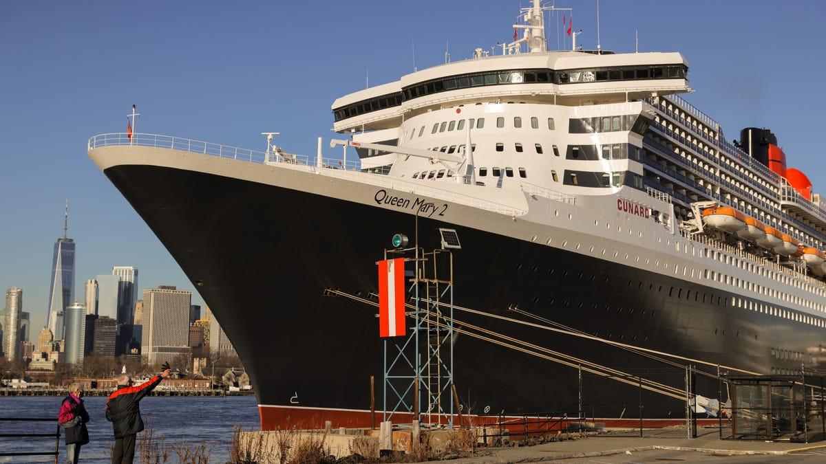 Back-to-back gastrointestinal outbreaks on Cunard’s Queen Mary 2 sicken passengers, crew