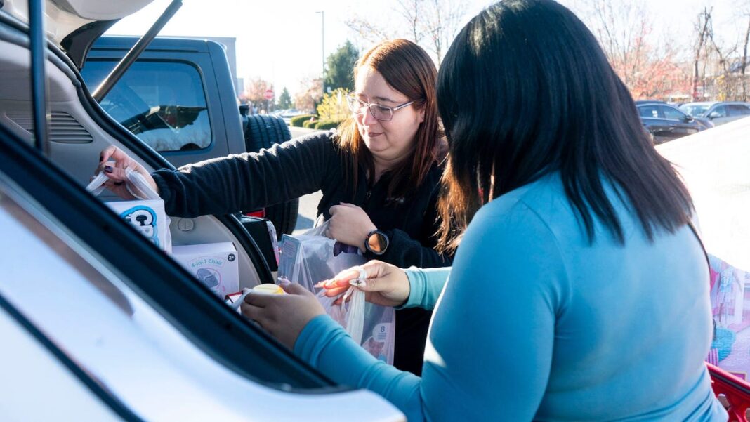 From cash back to points, credit cards can pay off for you this holiday season