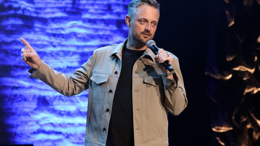 Nate Bargatze Christmas special featured Carrie Underwood, Jelly Roll: Where to watch