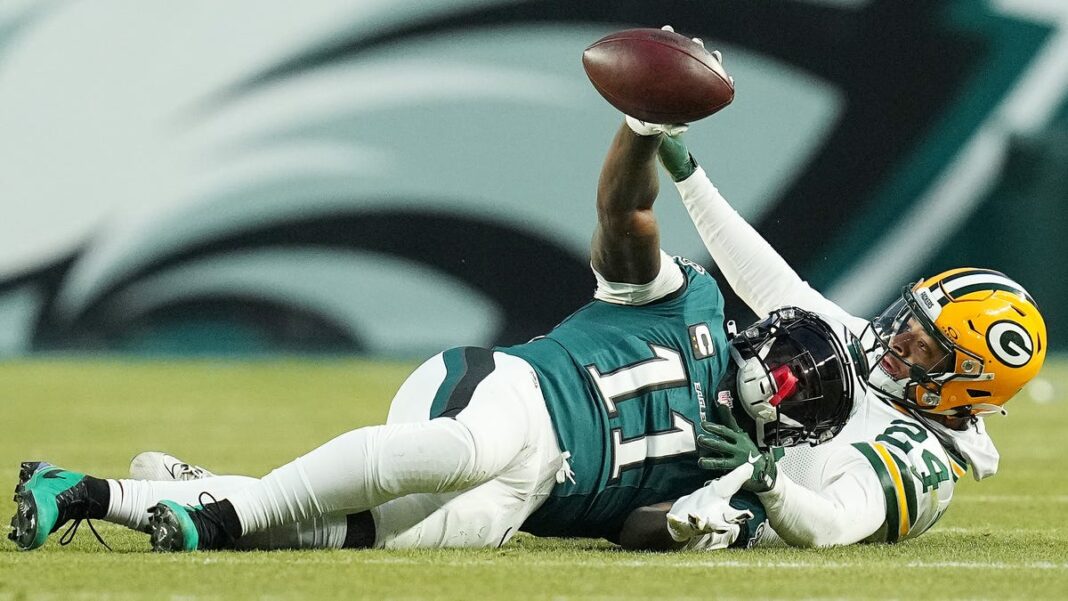 Open book: Eagles star A.J. Brown says don’t read into his viral moment on Eagles bench