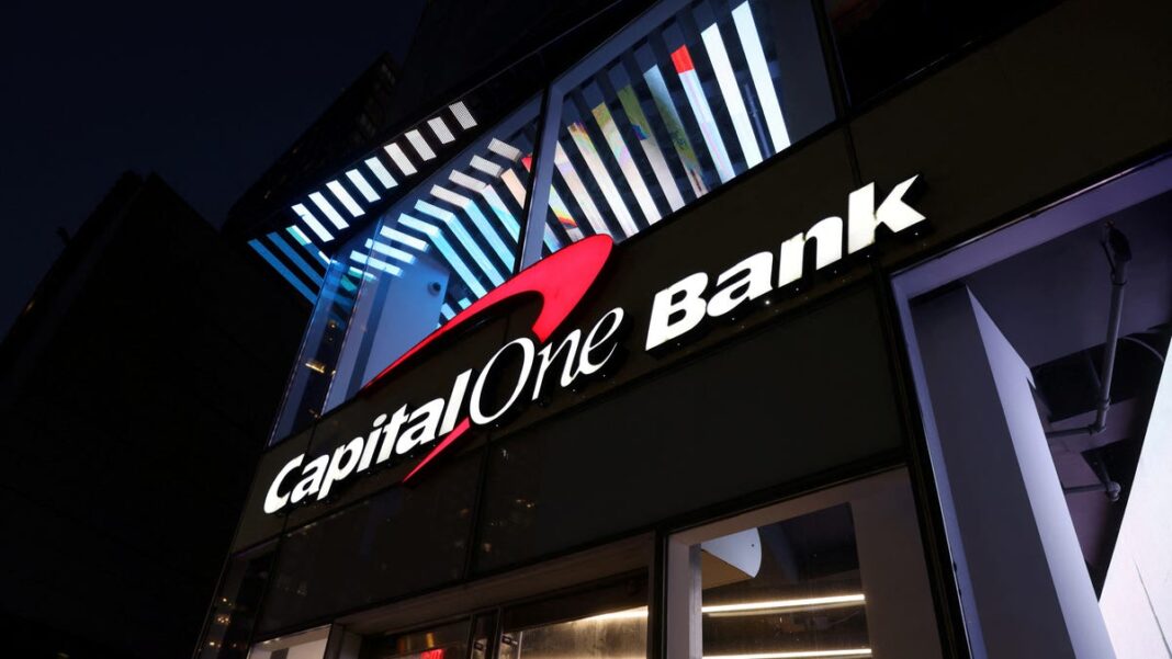 Capital One users report deposit issues, not receiving payments on Thursday