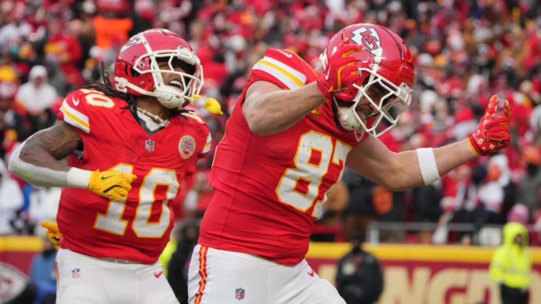 Travis Kelce helps Chiefs handle Texans, advance to seventh consecutive AFC championship game