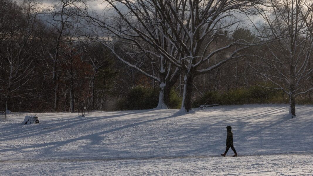 Winter weather brings winter storm warnings, polar vortex from Texas to Maine