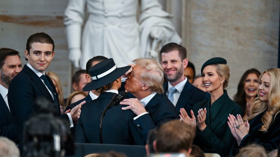 Donald Trump, Melania and that air kiss