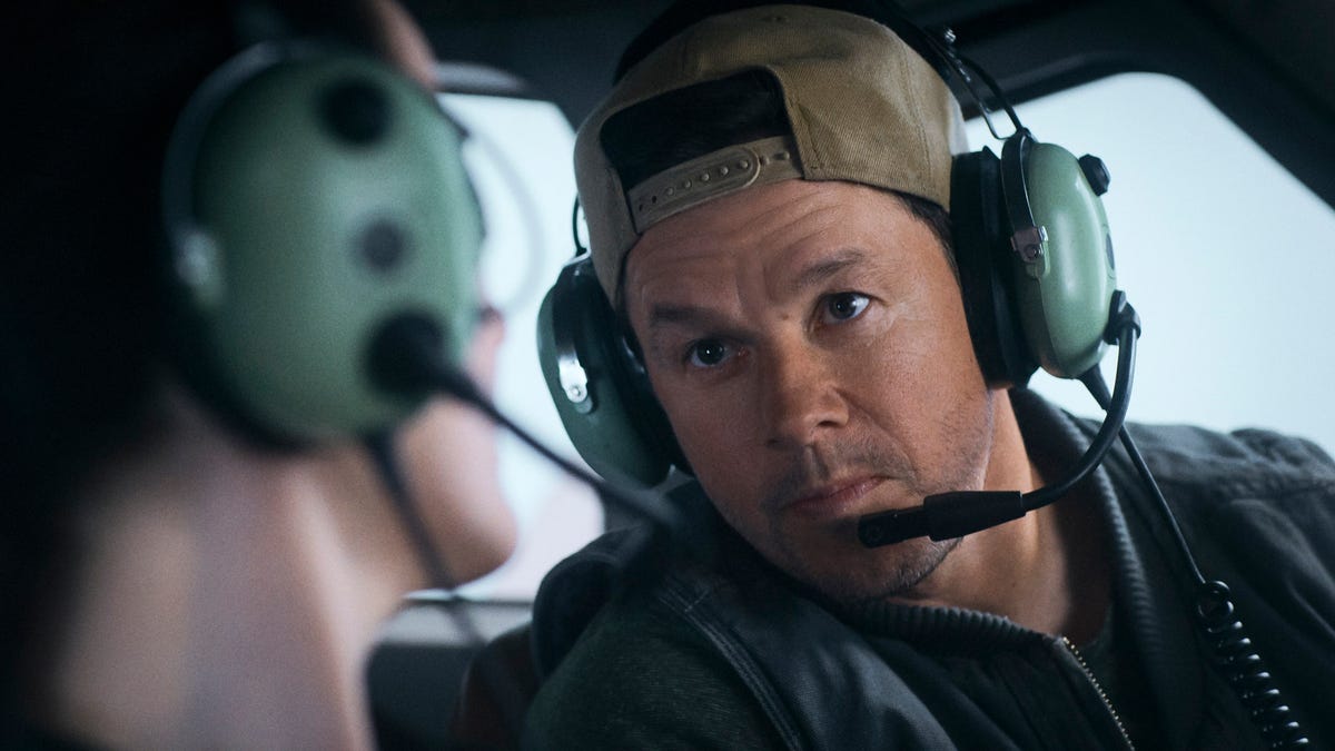 ‘Flight Risk’: Watch an exclusive trailer for Mark Wahlberg’s new movie