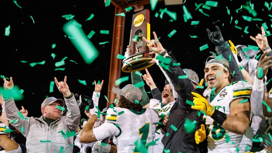 North Dakota State beats Montana State, wins 10th FCS title in 14 years