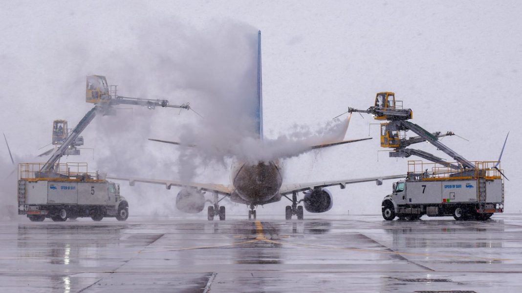 Winter weather is disrupting flights on the East Coast. Here’s what to know